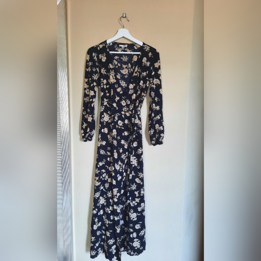 Amuse Society Navy Floral Midi Wrap Dress Cottage Cottagecore Capsule
